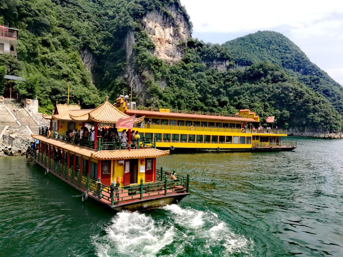 探索附近旅游景點區(qū)，一場美妙的旅行體驗，探索周邊美景，一場難忘旅行之旅