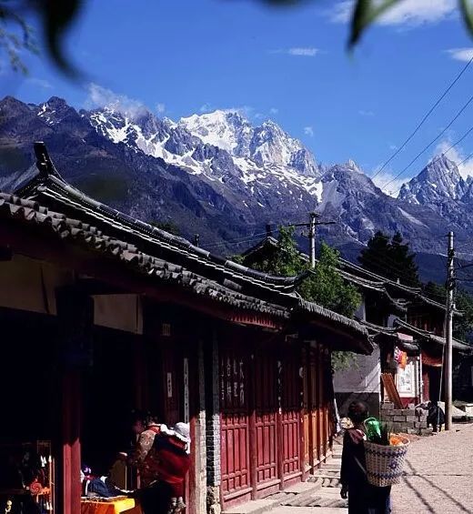 麗江千萬不要去的地方——揭秘旅游陷阱，避免踩坑指南，麗江旅游陷阱揭秘，避坑指南——千萬不要去的地方